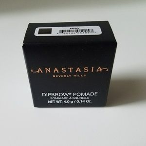 Anastasia Dipbrow Pomade in Ebony